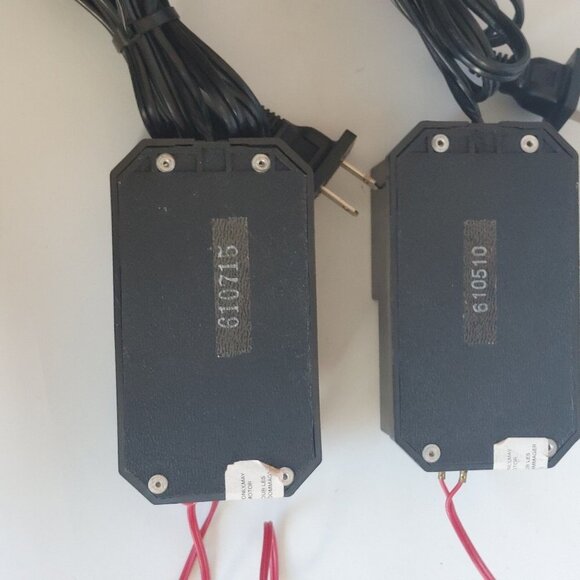 Pair of Bachmann HO or N Scale Model Railway Transformer Model 6607C - Picture 4 of 10